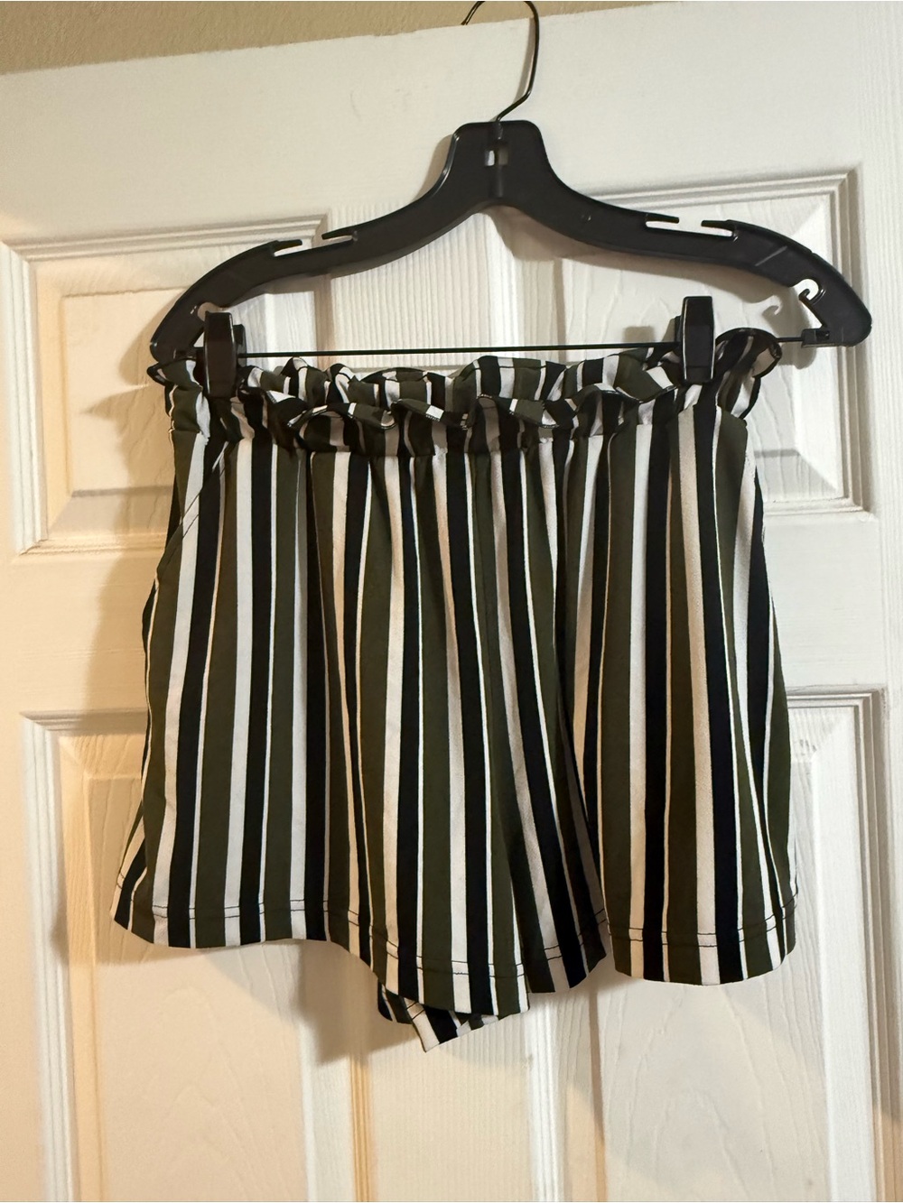 Express Black and White Striped Paperbag Waist Women’s Shorts